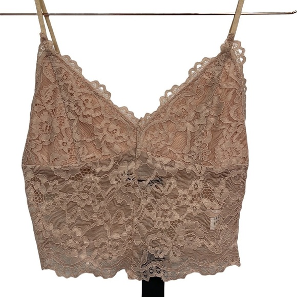 NEW LULUS LACE PINK ROSE BRALETTE size small - Picture 3 of 17